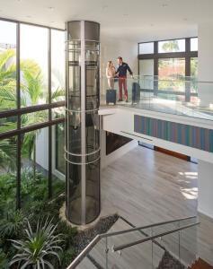 Wheelchair Accessible Home Elevator For Residence